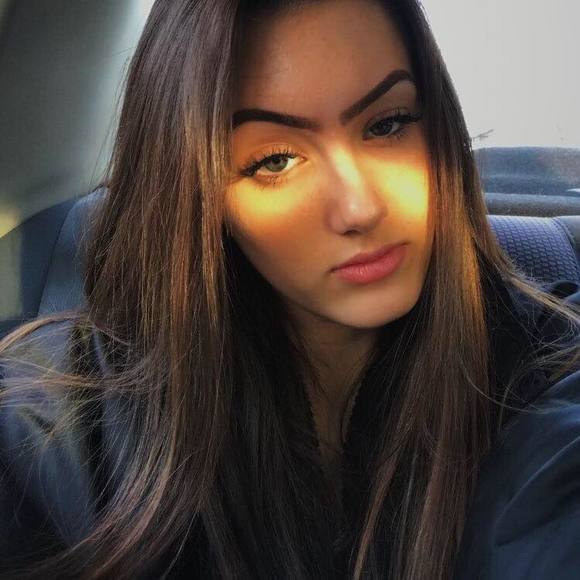 Meet your Posher, Coral - Picture 1 of 1